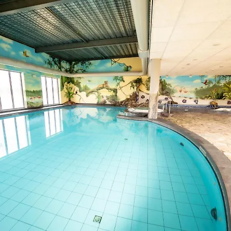 Modern Air-conditioned In A Vakantiehuis Well (Limburg)