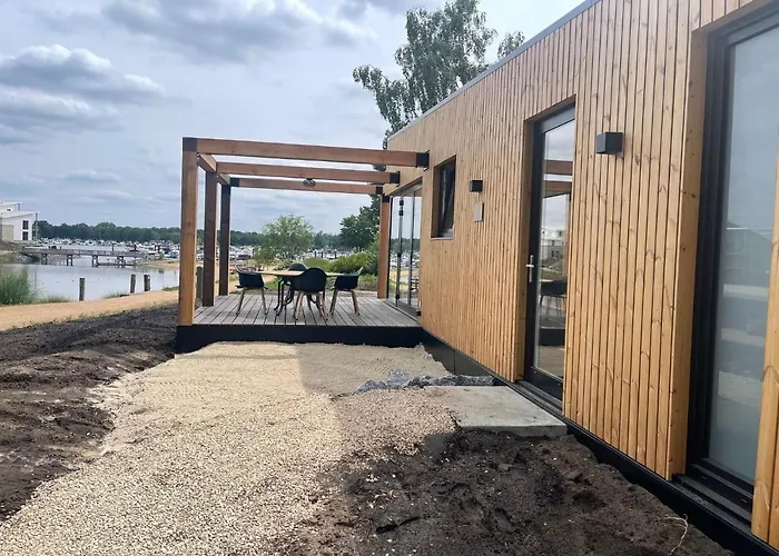 By Rhine With Stunning Water Views Сasa de vacaciones Well (Limburg)