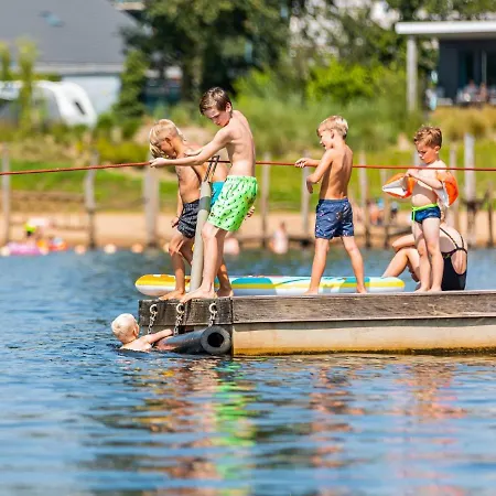 Дом отдыха By Rhine With Stunning Water Views