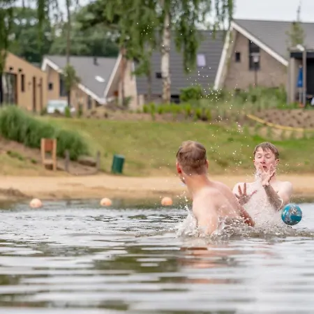 Дом отдыха By Rhine With Stunning Water Views Велл