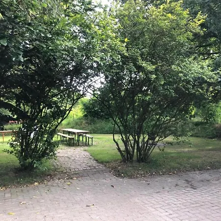 By Rhine With Stunning Water Views Дом отдыха