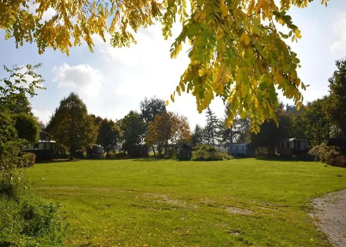 By Rhine With Stunning Water Views Casa de Férias *